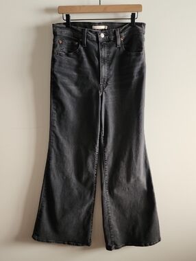 Levi's Washed Black Ribcage Bell Jeans Size 31